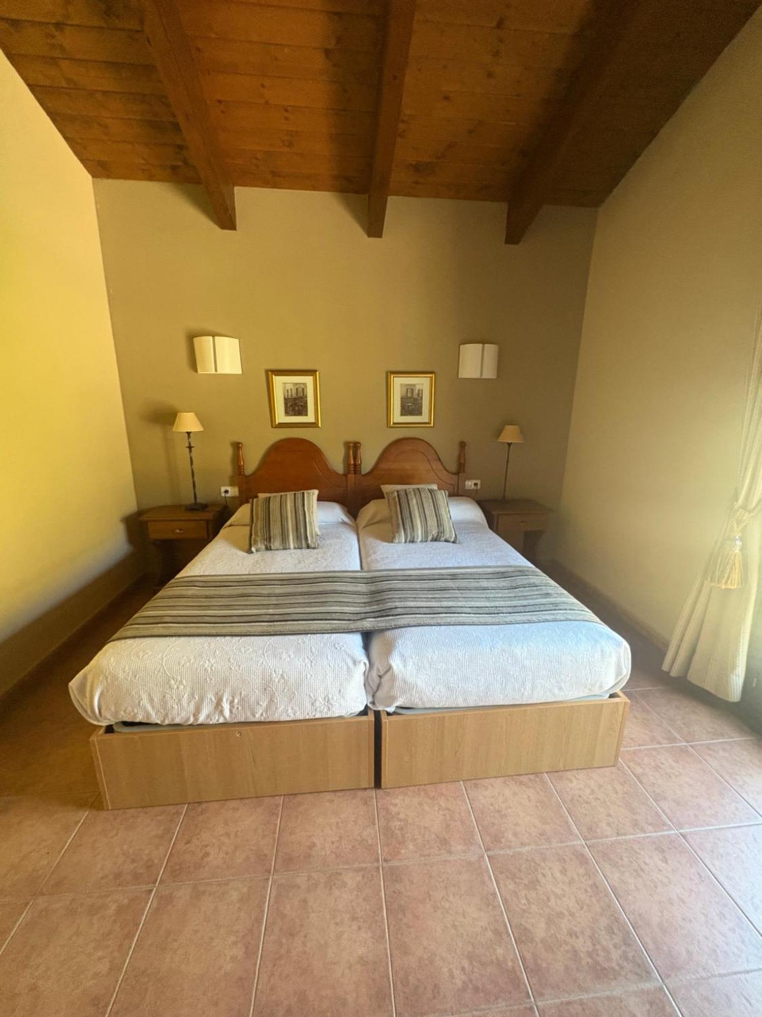 Hotel Guara Inluka Las Almunias Cameră foto