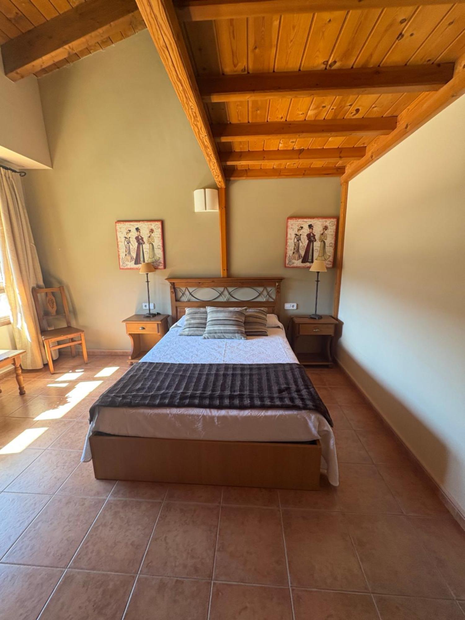 Hotel Guara Inluka Las Almunias Cameră foto