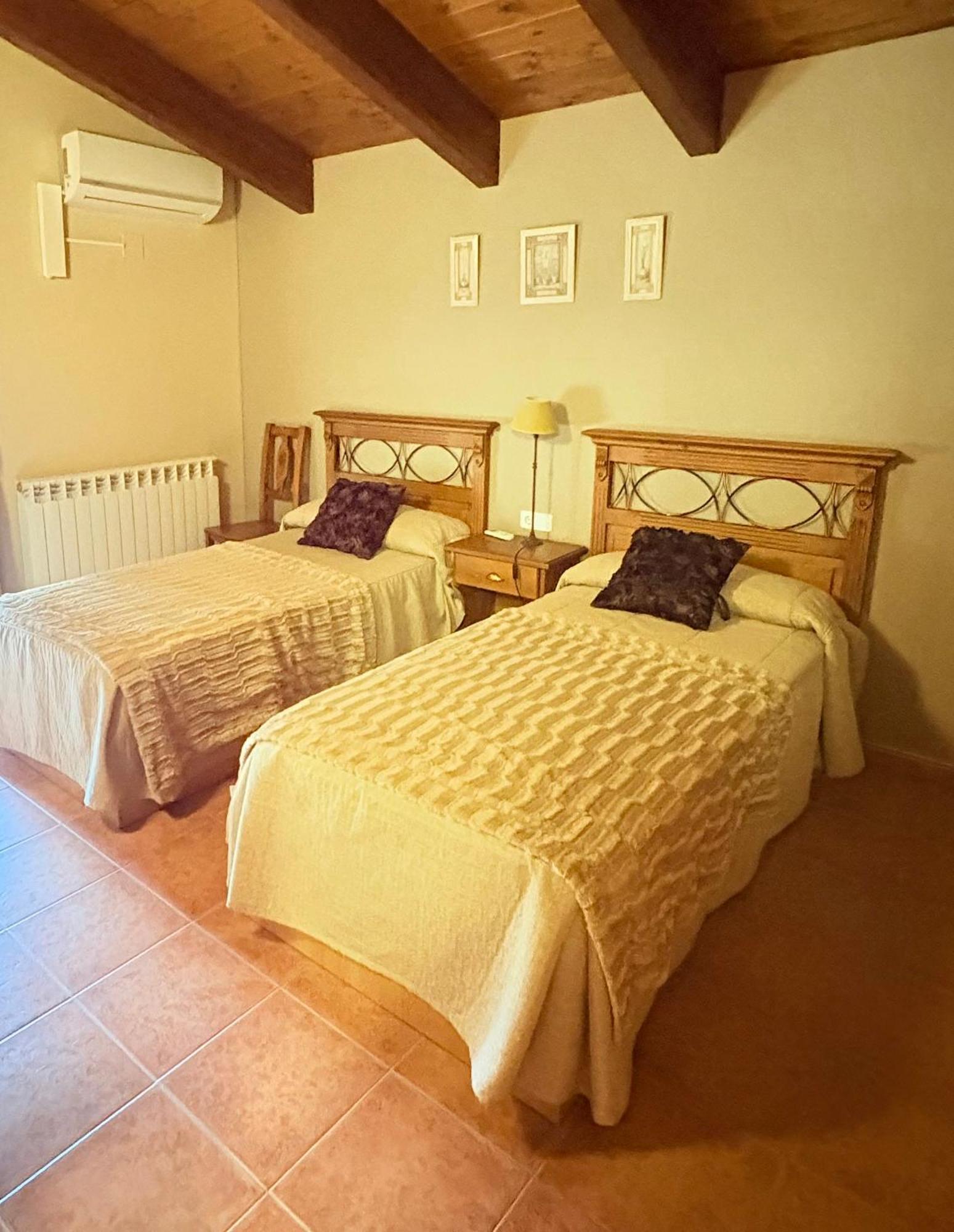 Hotel Guara Inluka Las Almunias Cameră foto
