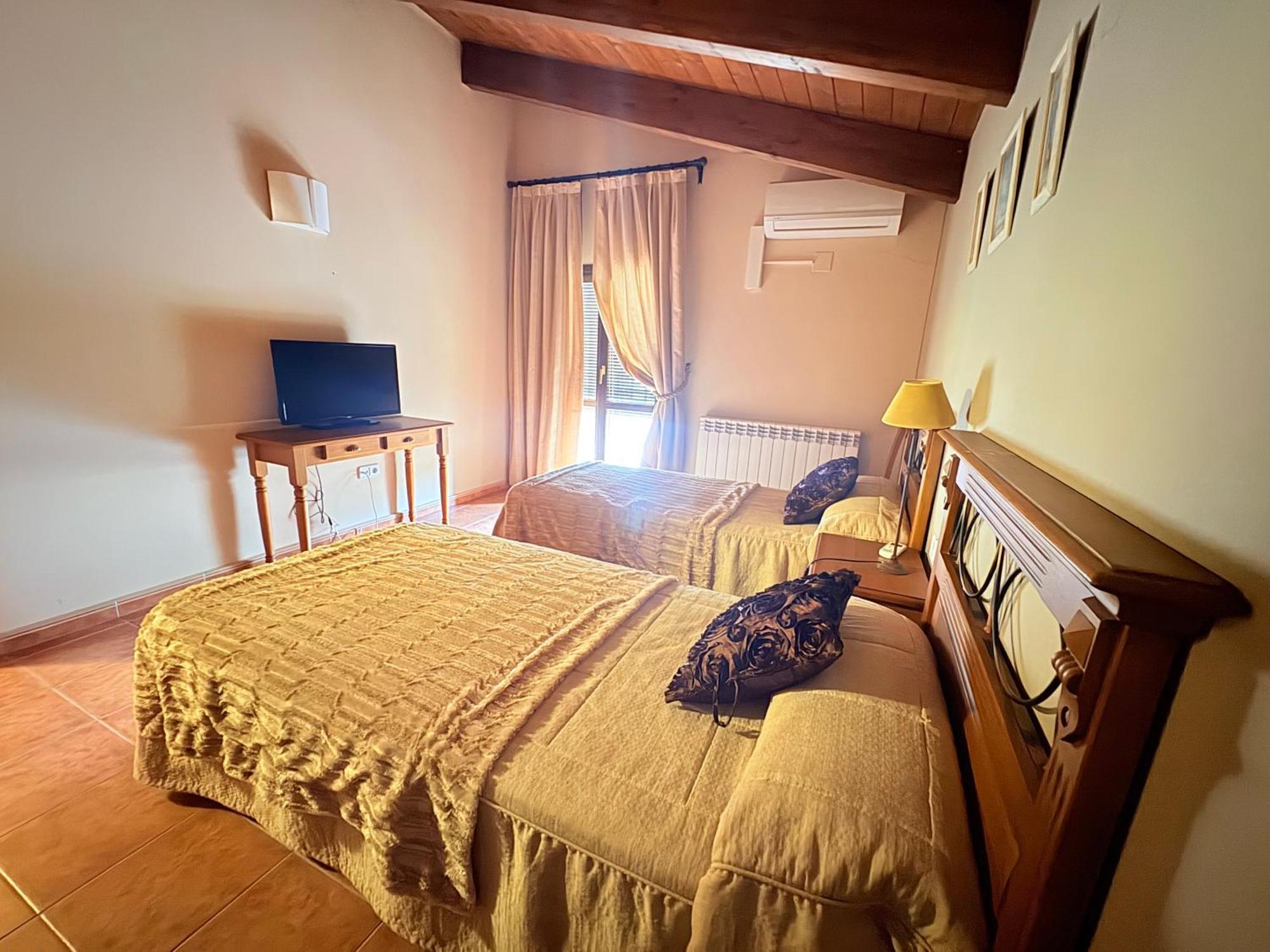 Hotel Guara Inluka Las Almunias Cameră foto