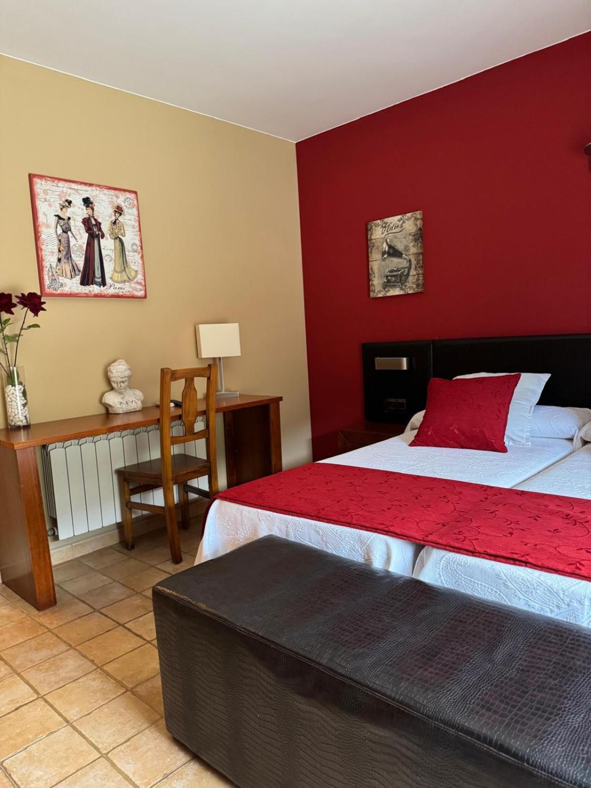 Hotel Guara Inluka Las Almunias Cameră foto