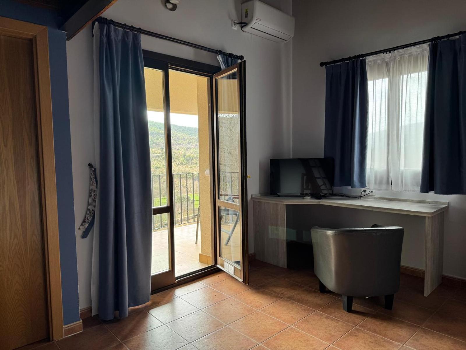 Hotel Guara Inluka Las Almunias Exterior foto